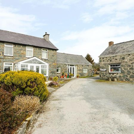 Bwthyn Ael Y Bryn Villa Dolbenmaen Exterior photo